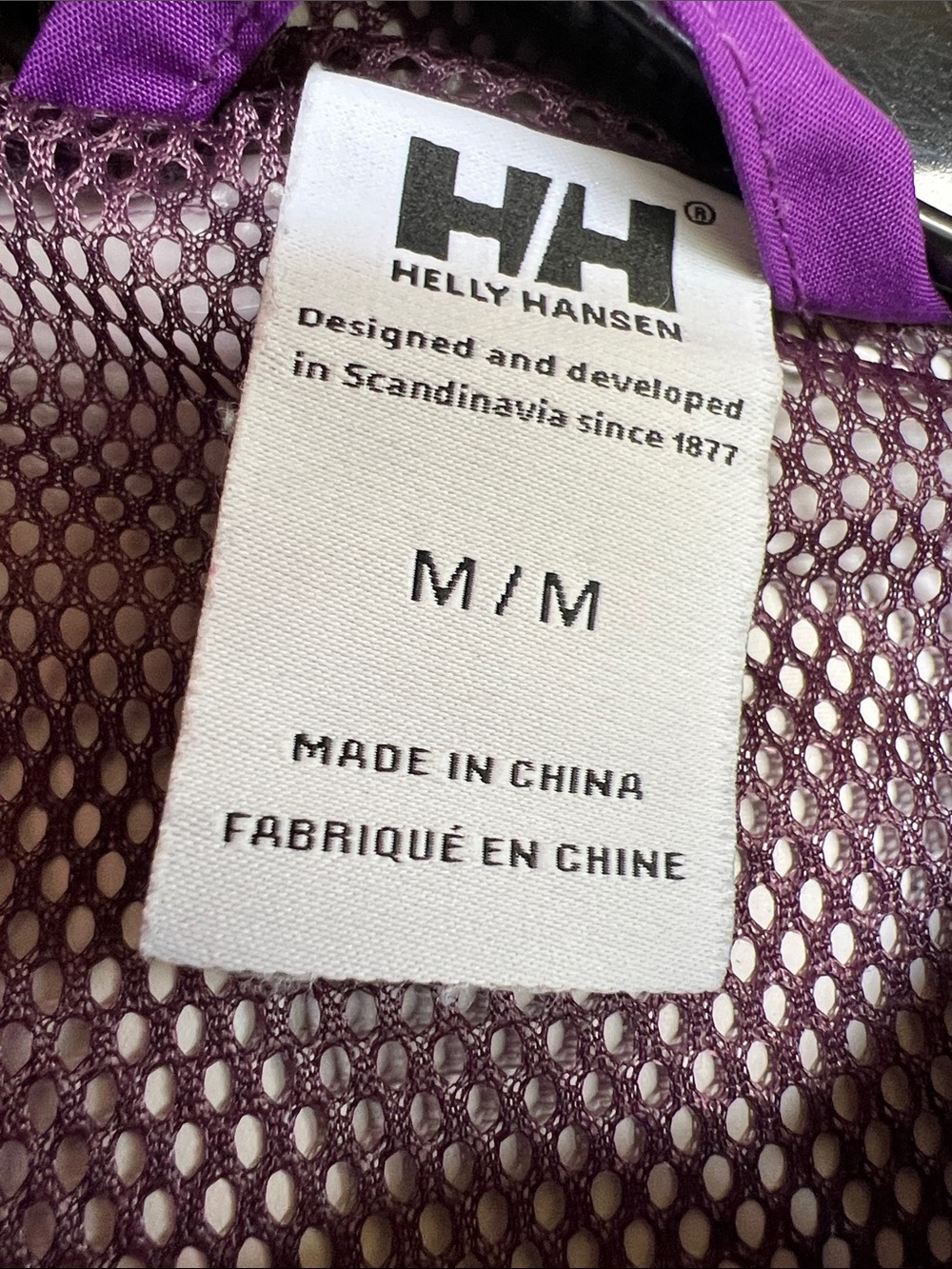 Helly Hansen Outdoor Purple Hooded Full Zip Rain Coat Jacket Women’s Size M - Picture 3 of 13